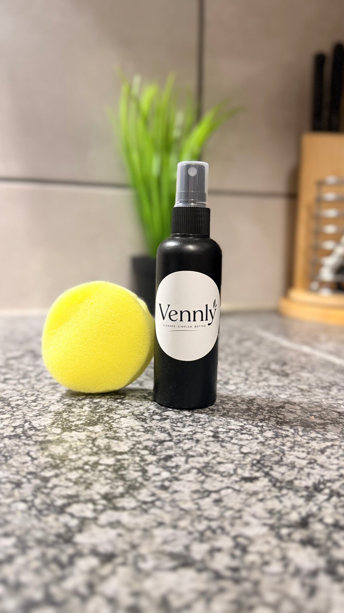 Vennly™ InteriorShine — Car Plastic & Leather Restorer